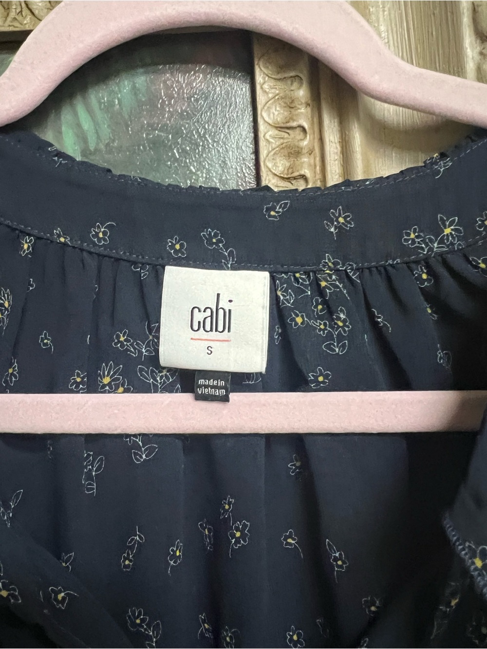 CAbi “Ever” Navy Mini Floral Sleeveless Top - Picture 2 of 9